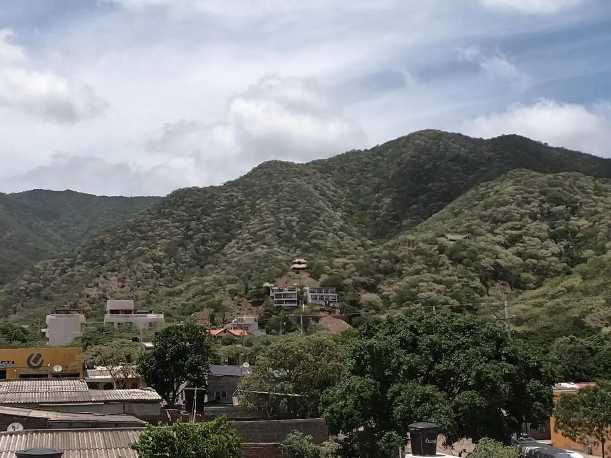 Bigfish Taganga Bed and Breakfast